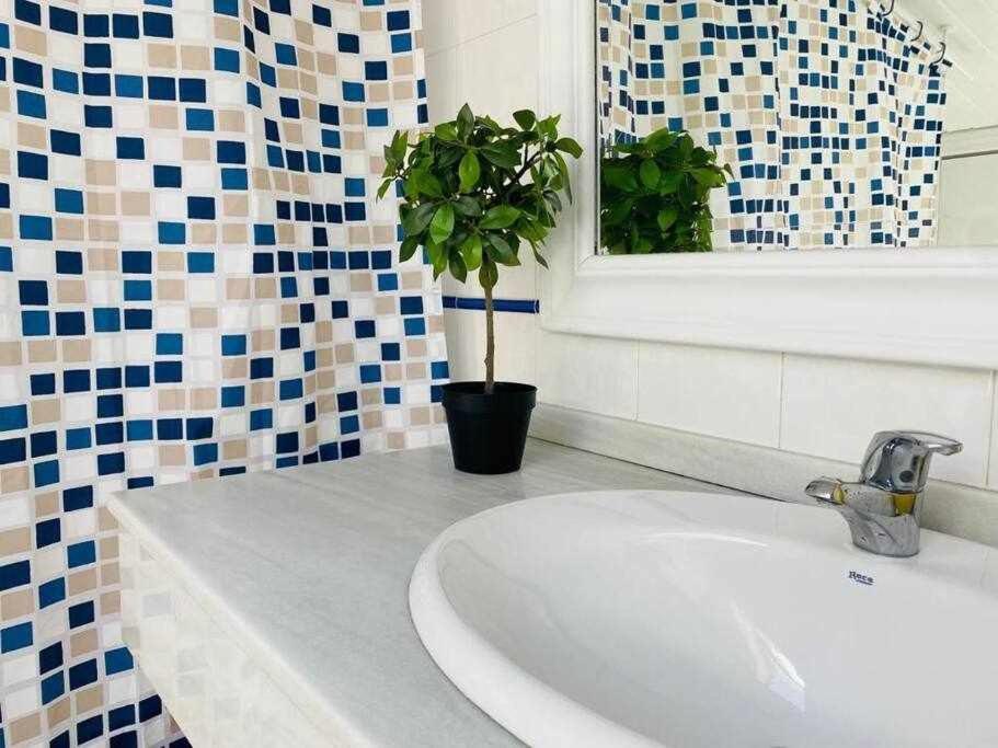 ACERAS - Precioso ático en el corazón de Málaga Apartamento Exterior foto
